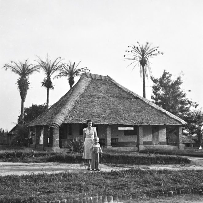 Lomela, december 1949 - Gîte d'étape de Lomela