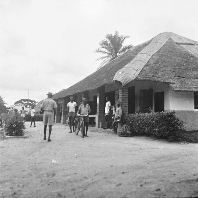Lomela, 1957 - Huis en winkel de Caluwé - lupango Nr 4