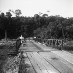 Route IKELA, 1960 - Brug op DJALI.