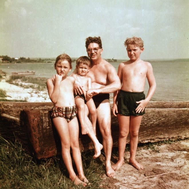 Mukamba, 1957 - Sylviane, Michel, Victor & Jean-Paul.