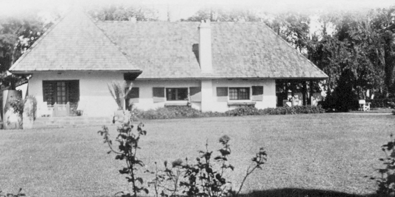 Lomela, 1957 - Maison de la famille Calvet